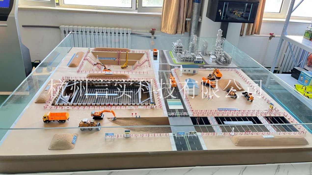 化工安全技术公共实训基地 化工八大特殊作业安全操作实训及查核装置 新利luck18 化工安全技术公共实训基地 化工八大特殊作业安全操作实训及查核装置 新利luck18